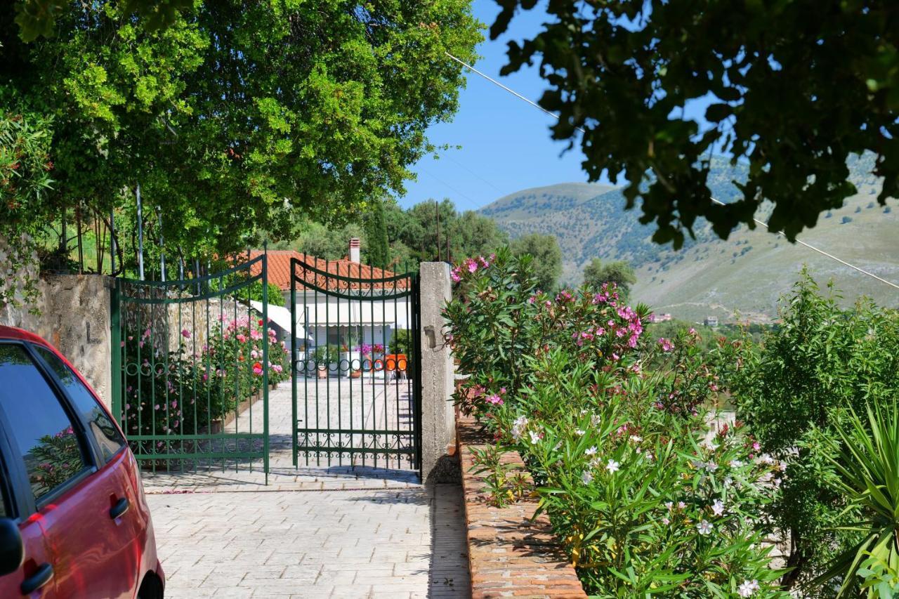 דירות Nivice Saranda Landscape מראה חיצוני תמונה